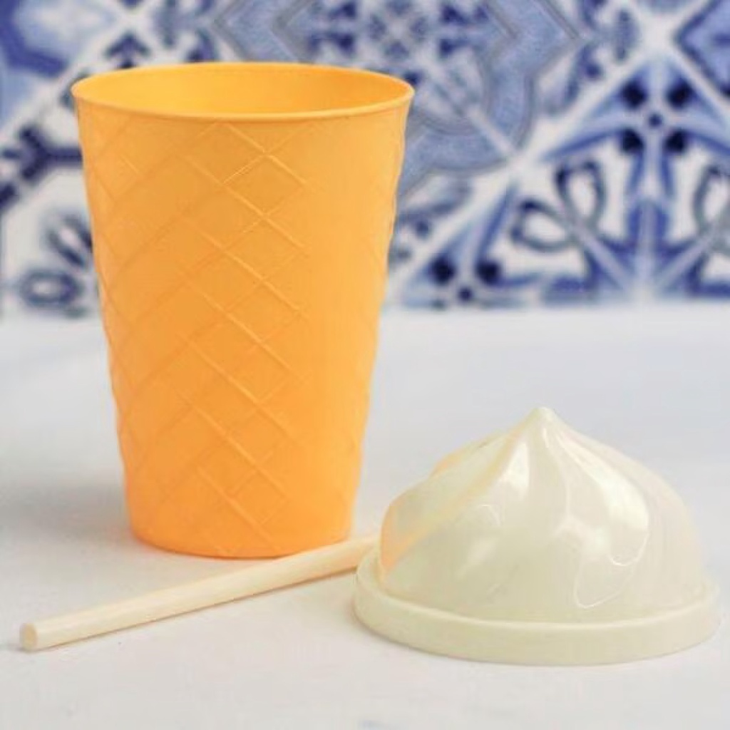 Copo plástico formato de sorvete - BRANCO
